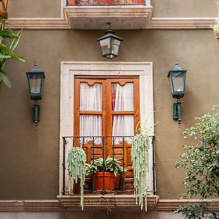 Hotel Rincon De Josefa パツクアロ エクステリア 写真