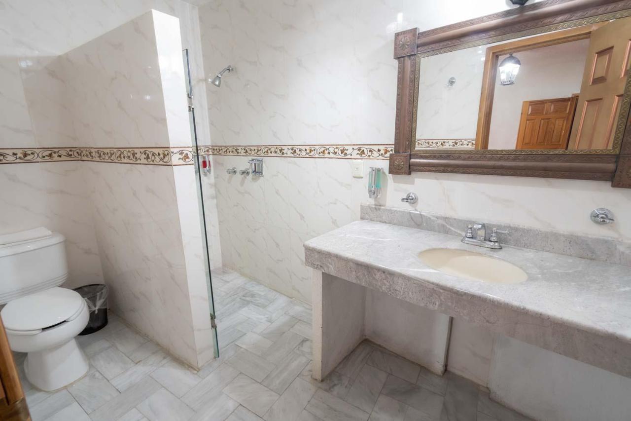 Hotel Rincon De Josefa パツクアロ エクステリア 写真